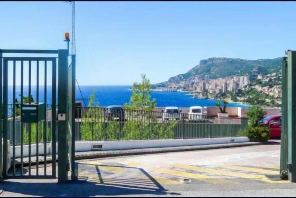 Grand Bleu, Appartamento Vista Mare E Monaco Рокбрюн-Кап-Мартин Екстериор снимка